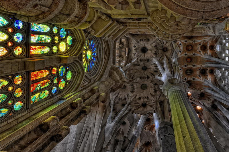 Саграда Фамилия или Храм Святого Семейства. Барселона. Испания