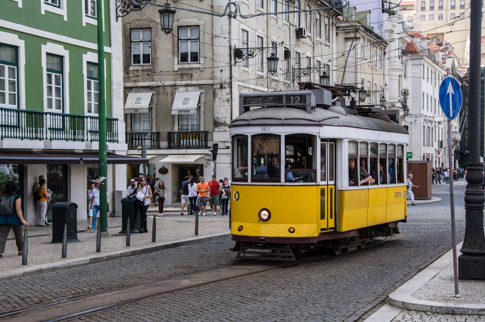 Трамвай в Лиссабоне