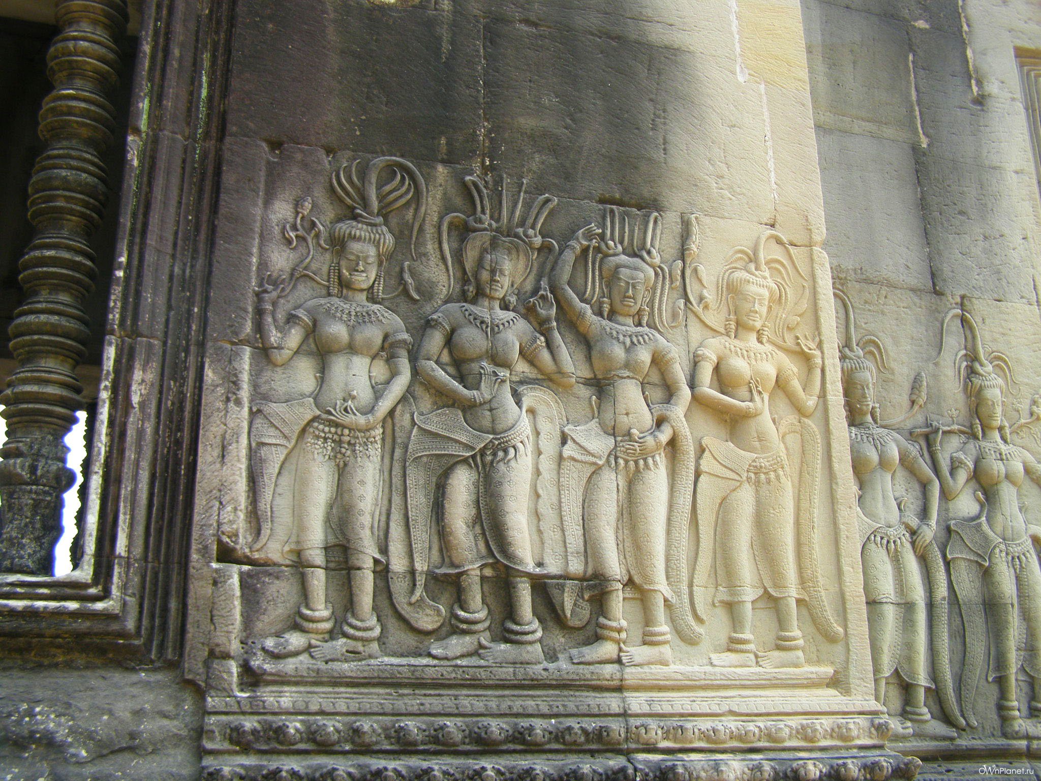Ангкор Ват. Небесные нимфы - Апсар